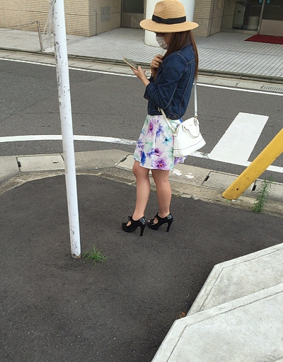 J���[���ŉ���V���}�}